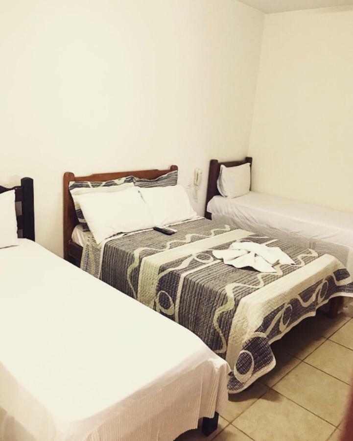 Hotel Santos Campina Verde Экстерьер фото